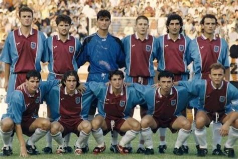 Trabzonspor 1999 00 GK 2 Kit