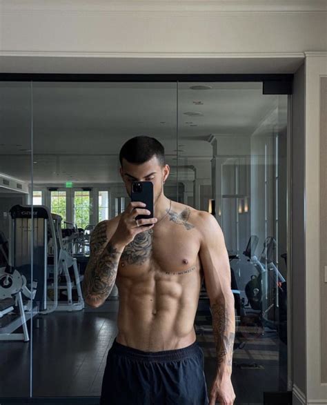 tumblr boys body builder tattoo inspiration men rafael miller gym