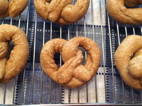 Soft Pretzels For Bread Machines Recipe