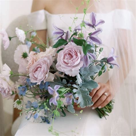 The Best Purple Flowers for Wedding Bouquets