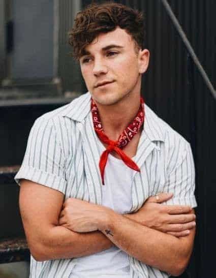 Bandana Outfits For Men Ways To Style Bandana