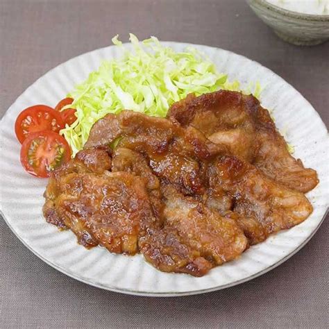 ごはんがすすむ♪ 豚肉のにんにくしょうが焼きのレシピ動画・作り方 Delish Kitchen