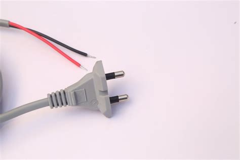 A Pvc And Copper Pin Mains Cords For Electric Appliance At Rs