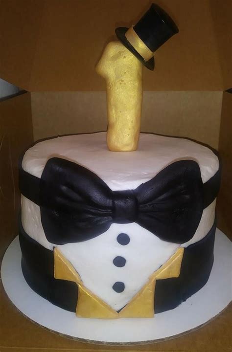 Mr Onederful Smash Cake Bow Tie Cake Custom Cakes Cake Smash