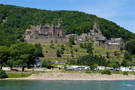 Pictures to inspire you to visit the Rhine River Valley in Germany | Travel Breathe Repeat