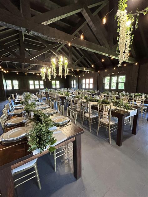 North Park Lodge Spring Farm Table Wedding — Penn Rustics Rentals