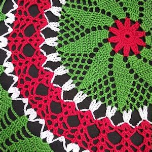 Large Green Red Doily 23 Inches Christmas Doily Crochet Doily Christmas