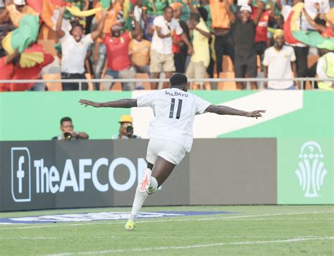 Afcon Cameroon Guinea Indomitable Lions Play Draw To Man