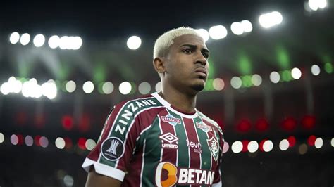 Fluminense Diniz Repete Ousadia E John Kennedy Segue No Time Titular