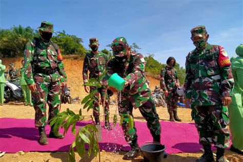 Cucuran Keringat Jadi Hakekat Kemanunggalan TNI Dengan Rakyat Zona