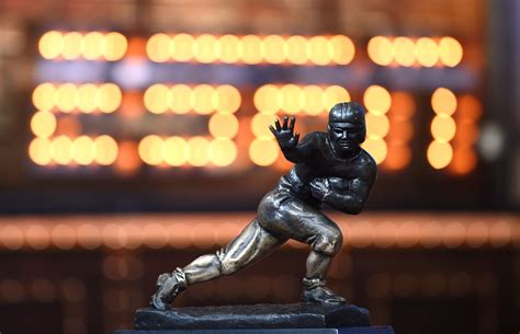 Heisman Trophy Awards 2025 - May R. Lovins