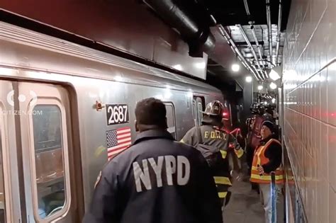 On Duty Mta Worker Fatally Struck By Train In Nyc Cops