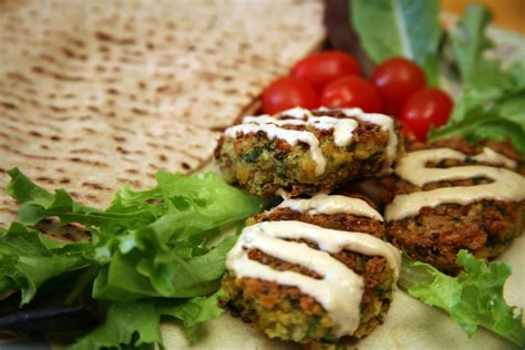 Jewish Falafel With Tahini Sauce Sunshine Dawn