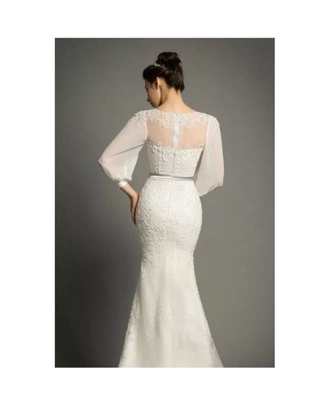 Elegant Mermaid Scoop Neck Sweep Train Tulle Wedding Dress With