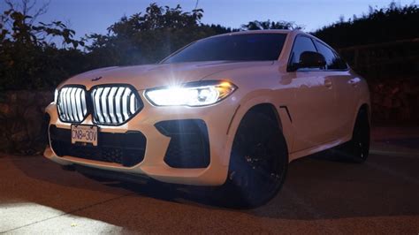 Configure The Bmw Kidney Iconic Glow” Grille 2022 X6 With Headlights