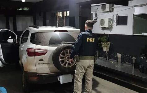 Prf Apreende Kg De Drogas Ap S Persegui O Que Terminou Carro