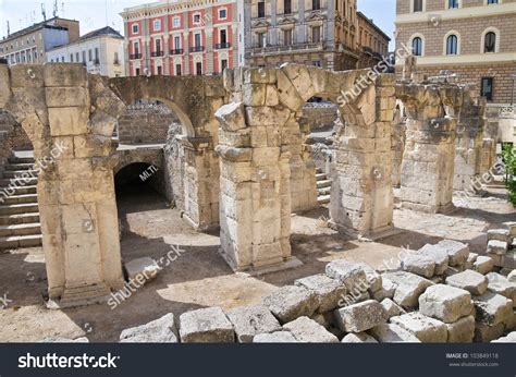 Roman Amphitheatre Lecce Puglia Italy Stock Photo 103849118 Shutterstock