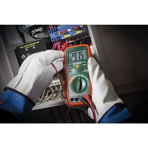 Extech True RMS Professional Multimeter 10A CAT IV 600V Autoranging