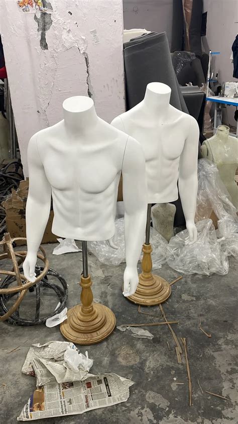 White Fiberglass Fiber Male Mannequins Non Foldable At Rs