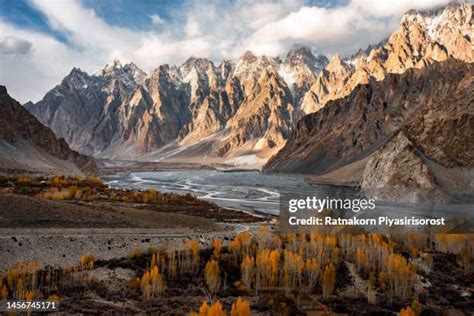 8,342 Karakoram Mountains Stock Photos, High-Res Pictures, and Images ...