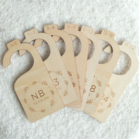 Fephas Wooden Hanging Closet Dividers — The Kangaroo Pouch