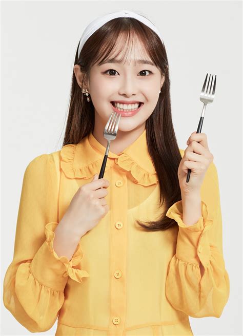 LOONA Schedule On Twitter In 2022 Fashion Women Chuu Loona