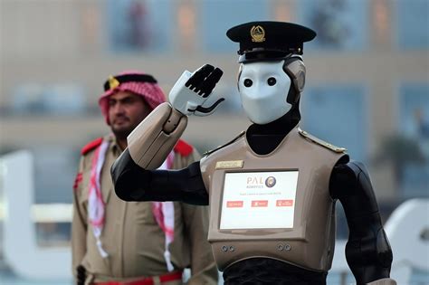 Dubai Police Debut World S First Robocop Middle East Eye