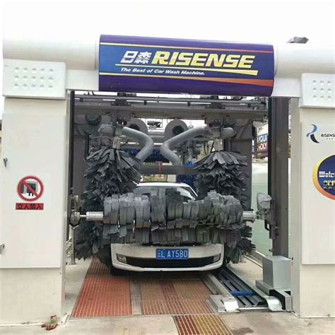 Risense Drive Through Conveyor Belt Full Automatic Tunnel Car Wash