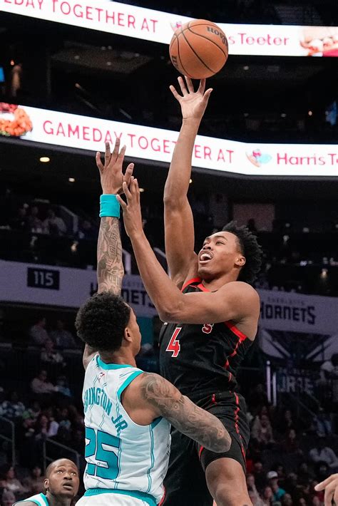 Balanced Scoring Hornets Eke Out Win Over Raptors Reuters