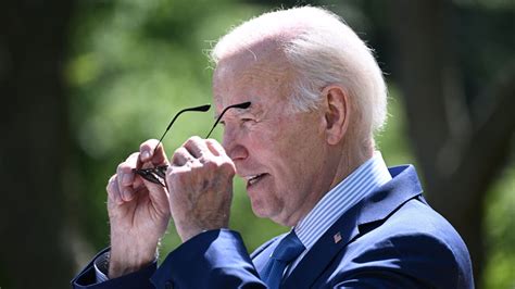 Biden Jokes He S A Very Dull President Only Known For His Sunglasses And Chocolate Chip Ice