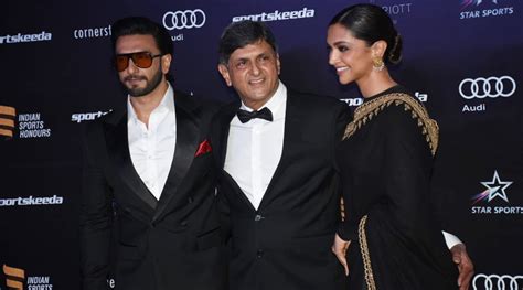 Deepika Padukone, Prakash Padukone and Ranveer Singh strike a picture ...