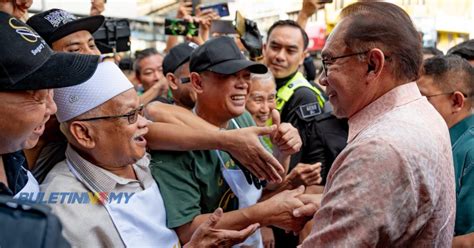 VIDEO DBKL Akan Tarik Balik Lesen Perniagaan Yang Disalah Guna