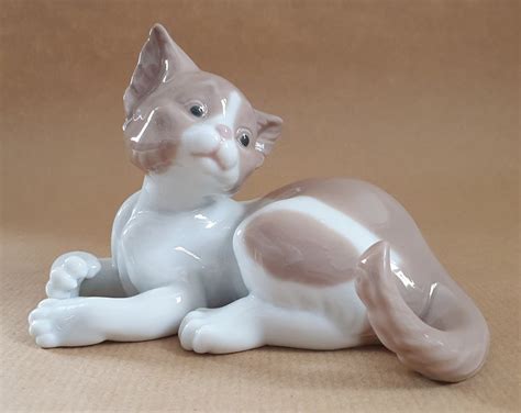 Lladr Surprised Cat Mint Condition Sculpted By Salvador Debon