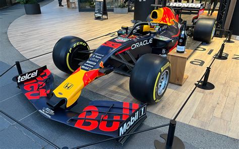 東京 青山のホンダ本社でf1マシンを含めたホンダf1 2021年チャンピオン獲得展示など始まる Car Watch