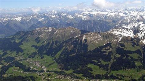 Kleinwalsertal Deutsche 28 stürzt beim Wandern 200 Meter in den Tod