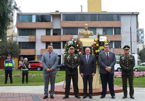 Alcalde De Surco Participa En Homenaje Al Coronel Francisco Bolognesi