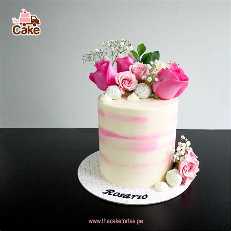 Arriba 32 imagen cumpleaños pastel con flores naturales Viaterra mx