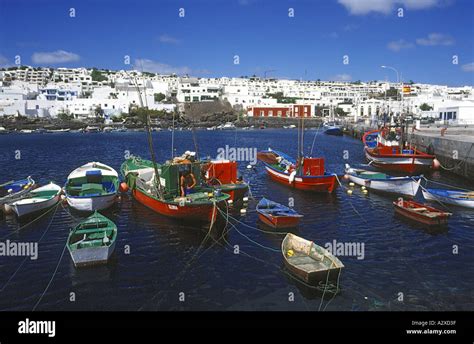 Dh Harbour Puerto Del Carmen Lanzarote Fishing Boats And Row Vessels