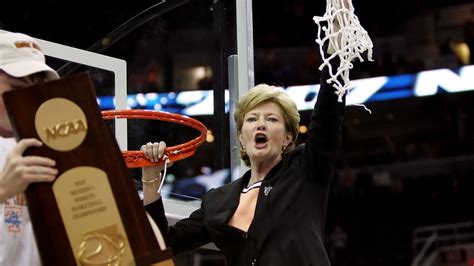 Women's college basketball coaches with the most wins in DI | NCAA.com