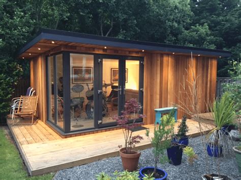 Fynch Garden Room With Upvc Doors And Windows Resized Garden Home