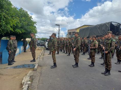 COMANDANTE DO 1º GRUPAMENTO DE ENGENHARIA VISITA A TROPA DO 7º BATALHÃO