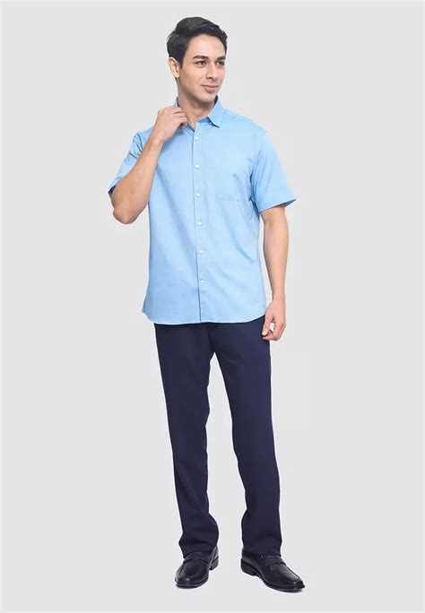 Buy Daniel Hechter Solid Cotton Short Sleeve Dress Shirt 2023 Online