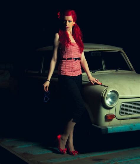 Awesome Hot Pin Up Girls Pics