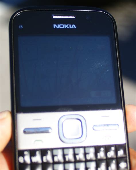 Display And Camera The Nokia E5 Review A Cheaper E72