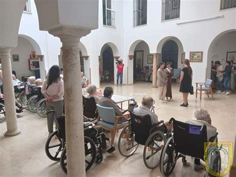 Visita Teatral Del Ies San Fulgencio Residencia De Mayores Madre