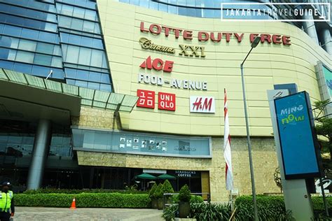 Shopping at Lotte Shopping Avenue in Jakarta - Jakarta Travel Guide