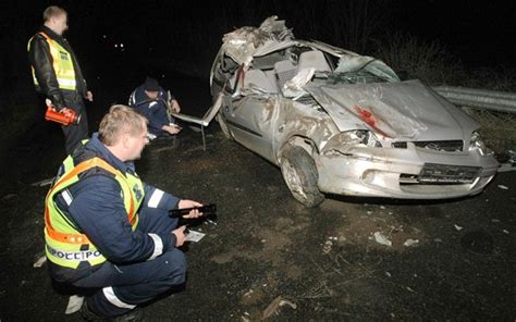 Ketten Haltak Meg Egy Balesetben J Szf Nyszarun L H Rek Infop Pa