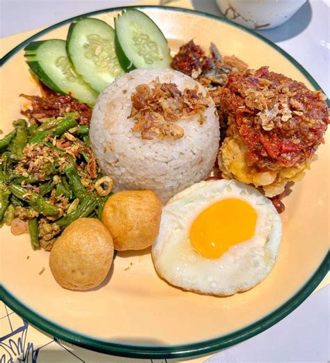 Overprice Review Andrika Nadia Di Restoran Uncle Z Kopitiam Senopati