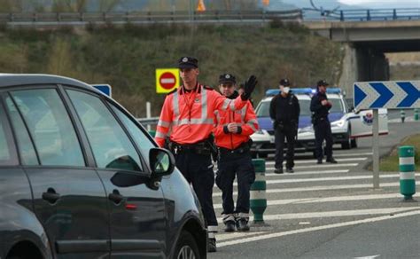 La Ertzaintza y las policías locales intensifican los controles el fin