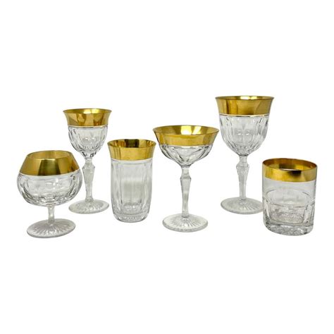 Set Of 12 Signed Waterford Crystal Clarendon Ruby Wine Glasses At 1stdibs Waterford Clarendon